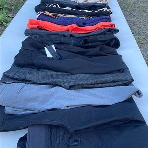 Womens Lot if of 16 Pairs of Pants Size 5/6